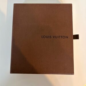Louis Vuitton Brown and Cream Box